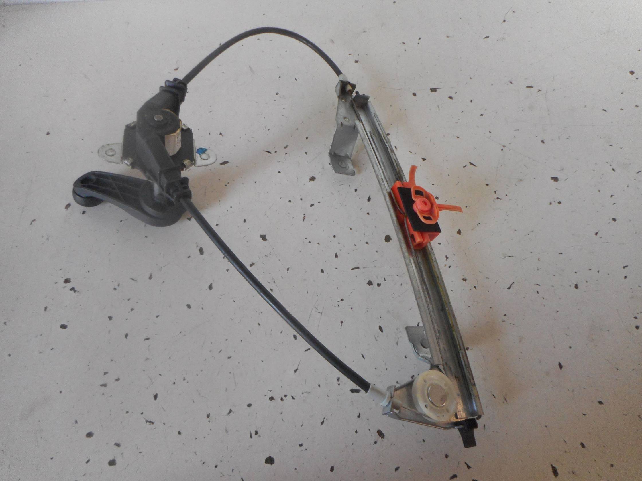 Alzacristallo porta post. dx.